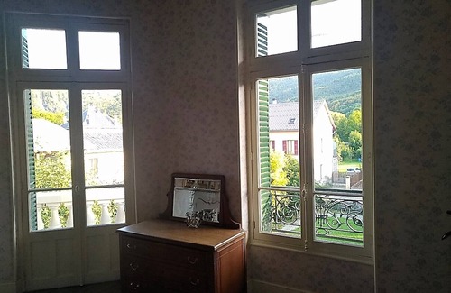 Barcelonnette Villa | Enchanting Mexican Villa with Pool and Lake View