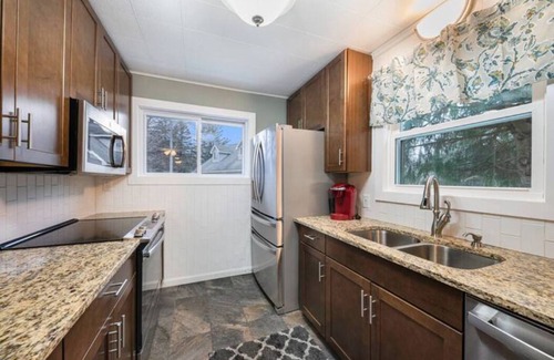 White Cloud Cottage | Exceptional Michigan River Home with Family-Friendly Amenities