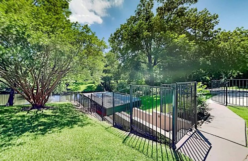 Austin House | Elegant Mid-Century Modern Lakehouse with Scenic Views