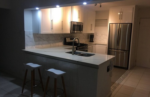 Hastings Condo | Stylish 2 Bedroom Condo with Pool, Perfectly Located