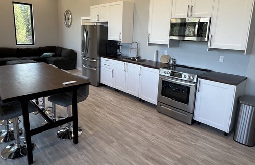 Crawfordsville Apartment | Beautiful Modern Country Get Away Minutes Away From The City