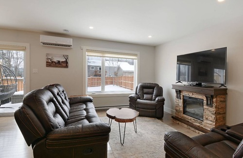 Dieppe House | Modern Full House in Dieppe - Perfect for Families