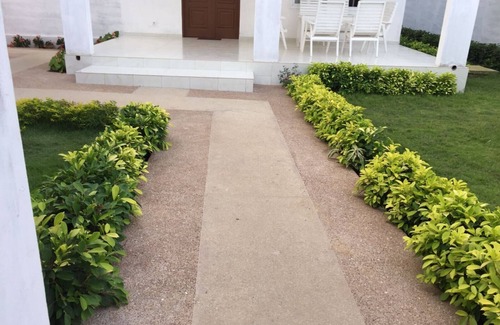 Lome Villa | Stylish Villa with Ocean View & Kitchen in Avepozo, Lomé