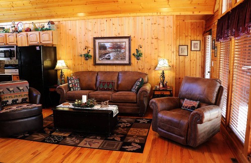 Sevierville Cabin | Top-Rated Sunset Mountain View Hotel Near Dollywood