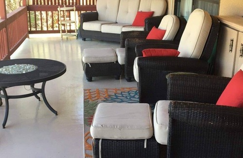 Ruidoso Condo | Scenic Mountain View Condo with Golf Course Access & Pool