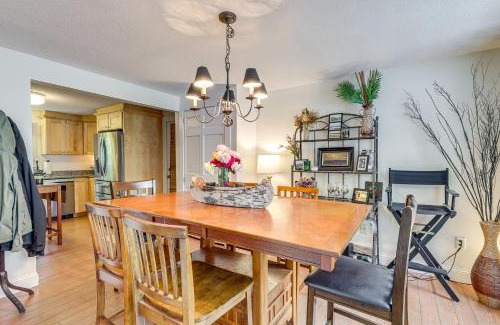 Kennebunk House | Beautiful Mousam River Retreat Hot Tub and Kayaks!