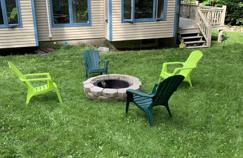 West Dover Cabin | Scenic Mountain Retreat near Mount Snow Resort - 9.4/10