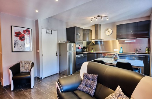 Mont-Dore Apartment | Modern 3-Star Apartments Steps from Thermal Baths, Rated 9.8