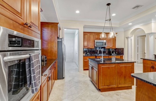 Central Naples House | Inviting Home with Pool, Ocean View & 10 Mins to Beach