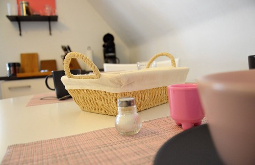 Lohr am Main Apartment | Chic Apartment Retreat in Snow White City of Lohr