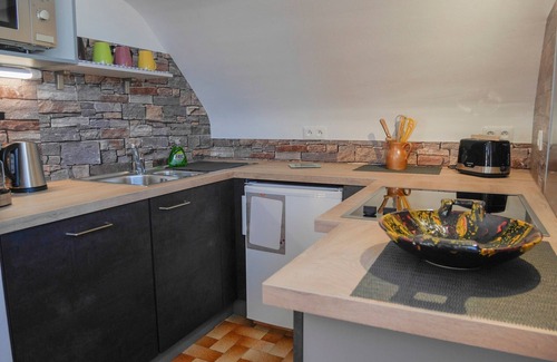 Le Palais Apartment | Comfortable Stay at Apartment Le Palais with Spa & Breakfast