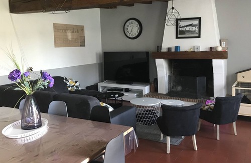 Bourgueil House | Beautiful nineteenth century farmhouse with jacuzzi and heated pool