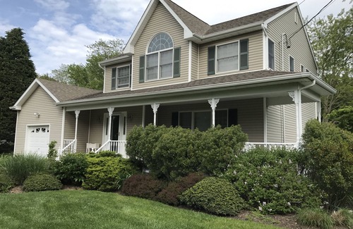 Southold House | Inviting North Fork 3-Bedroom Home Near Private Sandy Bay