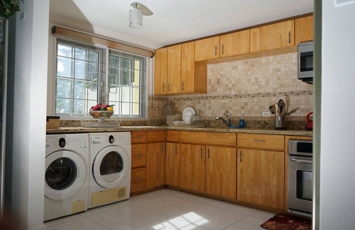 Orange Bay Condo | Ocean View Condo in Negril, Jamaica - Family-Friendly Escape