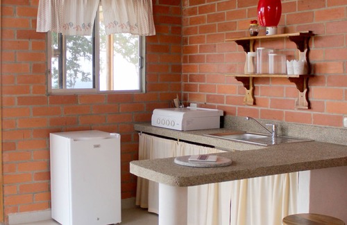 Loma Alta Apartment | Captivating Ocean View Hotel with Cozy Kitchen Amenities