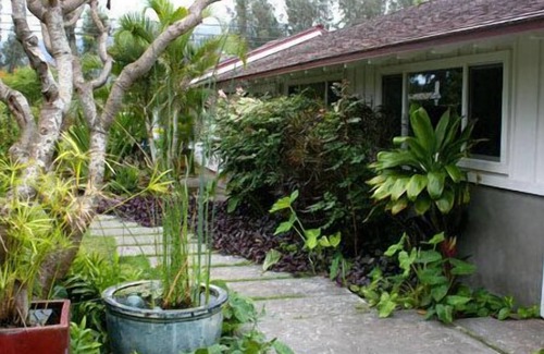 Mokuleia House | Exquisite Oceanfront Hideaway with Spa & Breakfast