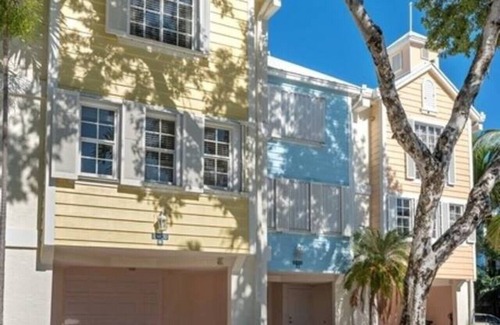 Rock Harbor House | Elegant Marina Villa at Mariner's Club with Ocean Views