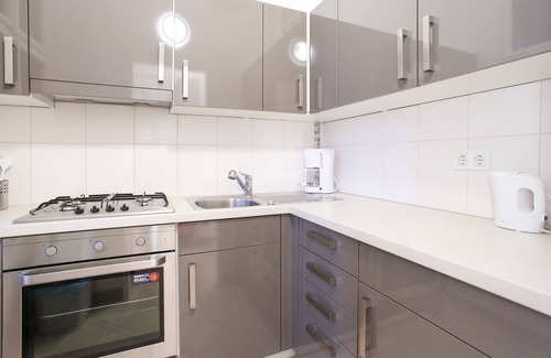 Josefstadt Apartment | Historic Apartment for Enterprising Guests - Rated 9.2/10
