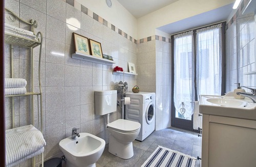 Omegna Apartment | Beautiful Omegna Apartment 2
