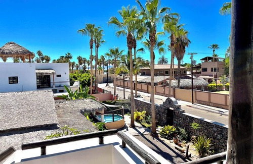 Loreto Apartment | Pet-Friendly Retreat at Casita Margarita - Guest Rated 10/10
