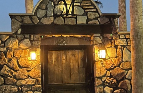Loreto Apartment | Pet-Friendly Retreat at Casita Margarita - Guest Rated 10/10