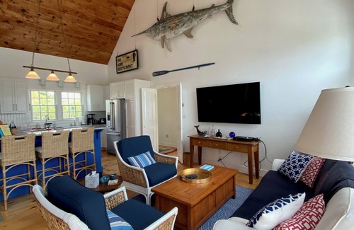 Madaket House | Family Beach House Steps from Madaket Beach - Guest Rated 10/10