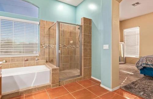 Larissa Villa | Premier Palace Near State Farm Stadium with Family Amenities
