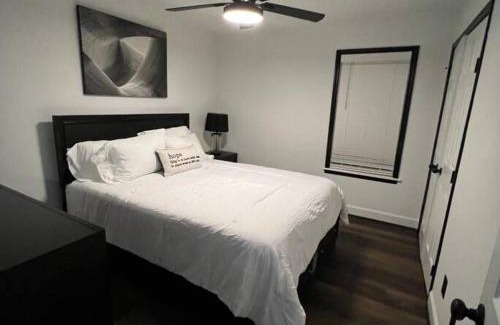 Auburn Apartment | Idyllic Retreat Near AU: Rated 10/10, Family-Friendly Stay