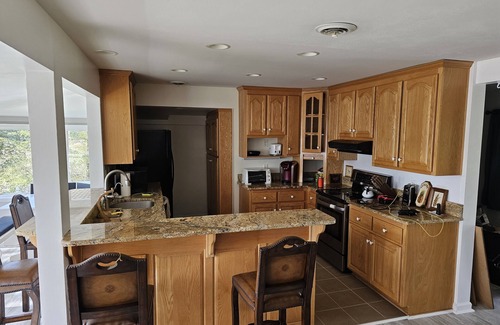 Bellamy House | Idyllic House by the River with Kayaks & Pet-Friendly Amenities