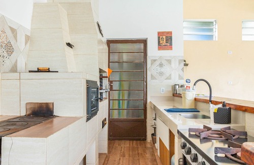 Santa Isabel House | Vibrant Destination for Daytime Fun and Celebration