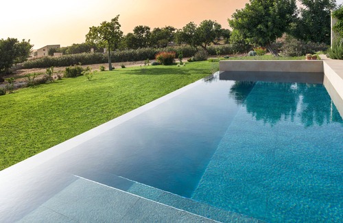 Scicli Villa | Inviting Pool Villa Retreat in Beautiful Sampieri