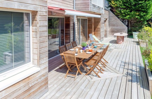 Agon-Coutainville House | Inviting Private Villa for 12 with Ocean View & Pet-Friendly