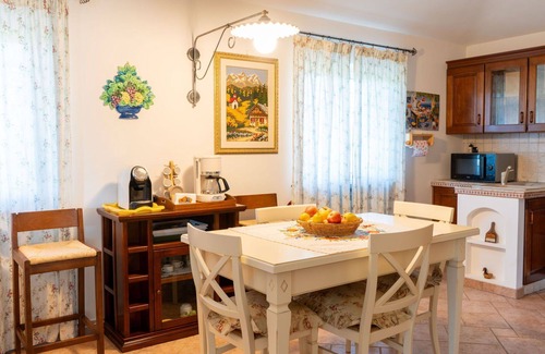 Manziana Villa | Private Villa with Pool, Pets Welcome & Top Guest Rating