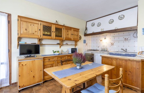 Molini di Triora House | Inviting Private Villa with Ocean Views and Pet-Friendly Amenities
