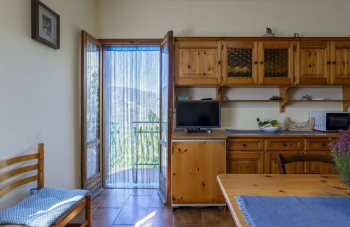 Molini di Triora House | Inviting Private Villa with Ocean Views and Pet-Friendly Amenities