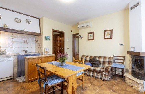 Molini di Triora House | Inviting Private Villa with Ocean Views and Pet-Friendly Amenities