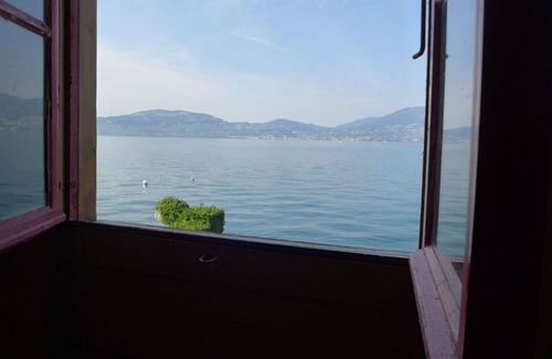 Aran House | Private Villa for 8 with Panoramic Views and Spa Access