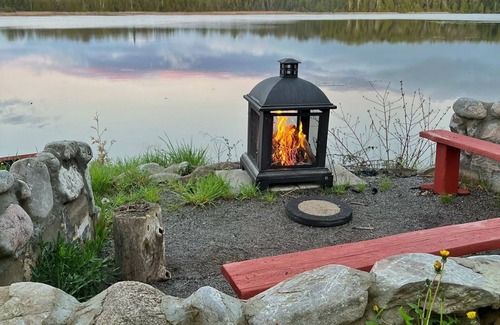 Kawartha Lakes Cottage | Serene Private Lake Retreat with Spa and Hot Tub Amenities
