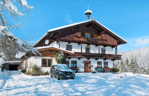 Sonnenberg Villa | Ideal Private Villa for 41 Guests with WiFi and Terrace