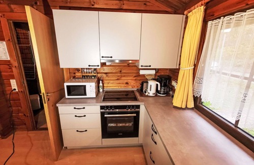 Bad Arolsen House | Cozy Private Villa for 4 with WIFI, Terrace & Pet Friendly