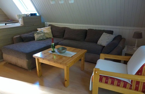 Bad Arolsen House | Charming Private Villa for 5 with Lake View & WiFi