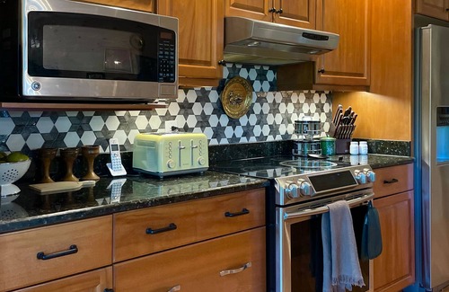 Leicester House | Inviting Mountain Retreat Near Asheville with Hot Tub & Spa