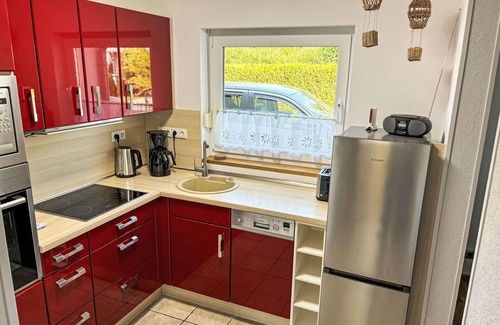 Loissin House | Beautiful private villa for 4 guests with A/C, WIFI, TV, terrace, pets allowed and parking