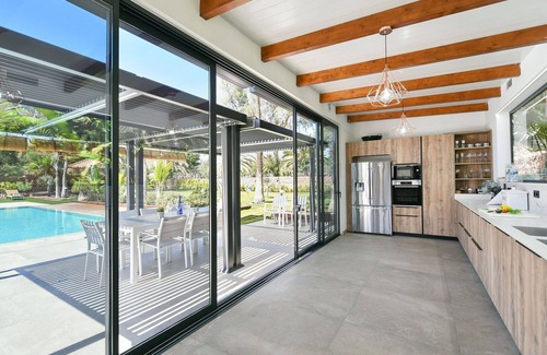 Campo Internacional Maspalomas Villa | Beautiful private villa for 10 guests with private pool, A/C, WIFI, TV and patio