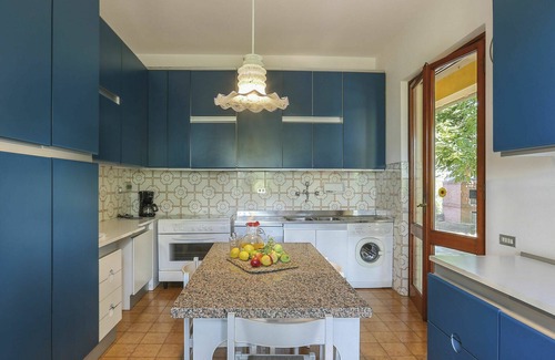 Giugnano Villa | Serene Private Villa for 16 with Pool, Pet-Friendly & WIFI