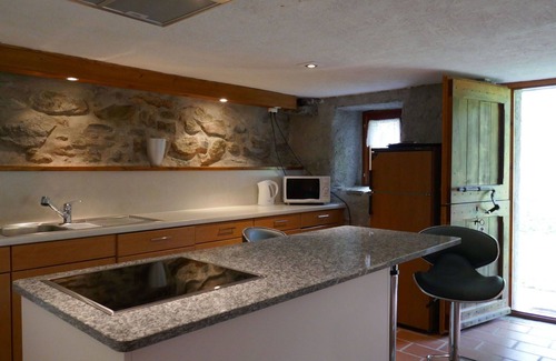 Negrentino House | Inviting Private Villa for 5 with Pets, WIFI & Panoramic Views