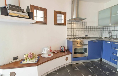 Sperlonga House | Private Villa for 7 with Ocean View, WiFi & Pet-Friendly