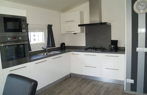 Dordtse Biesbosch House | Beautiful private villa for 6 guests with WIFI, pool, TV and terrace