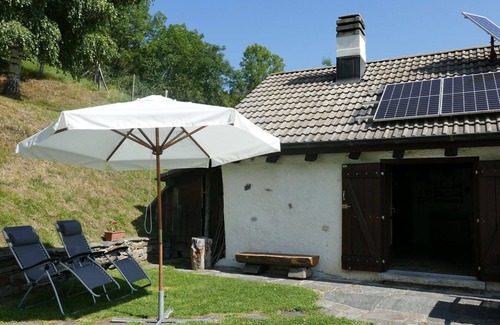 Acquarossa House | Cozy Villa for 4 with WIFI, Pets Welcome & Parking