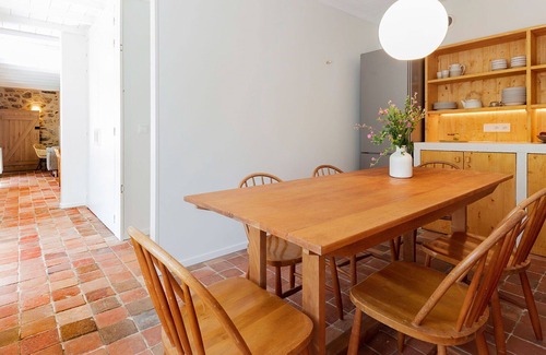 Tremeven Villa | Cozy Private Villa with Ocean View, WIFI & Parking for 6